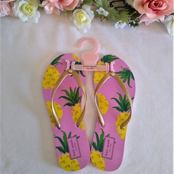 Kate Spade Nassau Pineapple Print Flip Flops - NEW - Picture 3 of 7